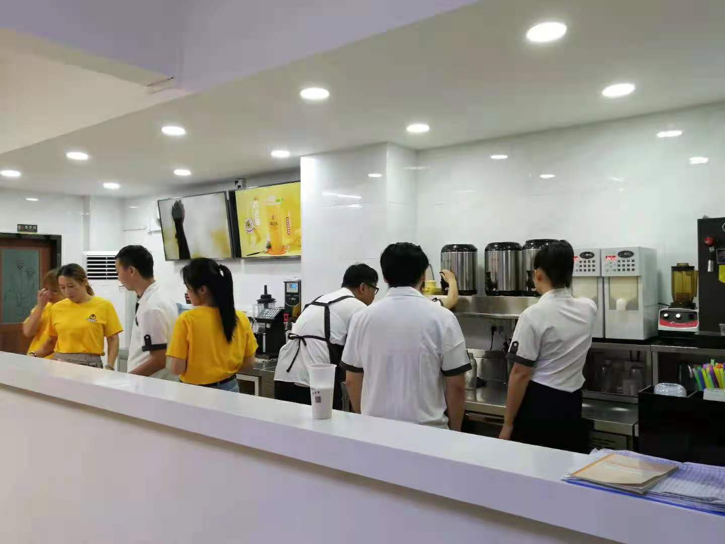 宫茶师奶茶加盟优势和扶持有哪些